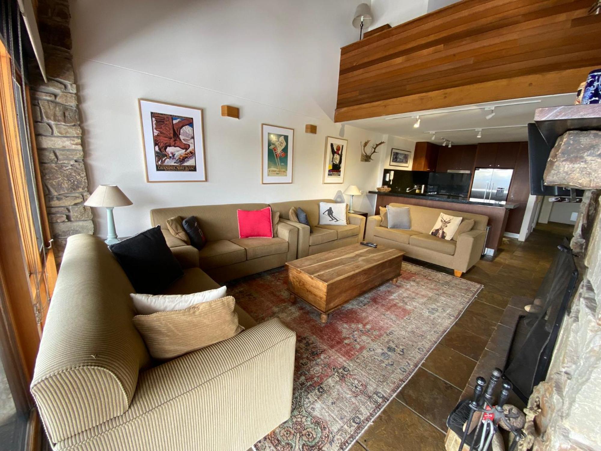 Alpine Woodsmoke Apartments ฟอลส์ครีก ภายนอก รูปภาพ