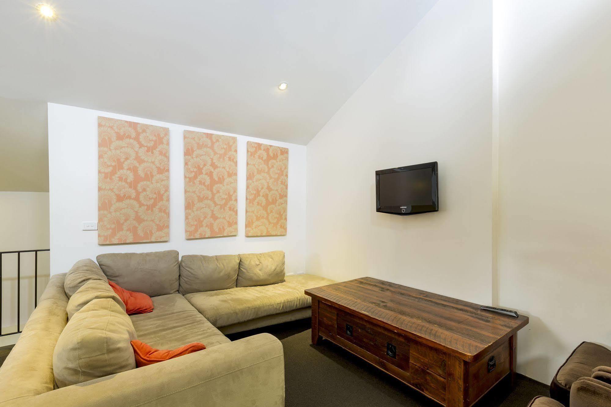 Alpine Woodsmoke Apartments ฟอลส์ครีก ภายนอก รูปภาพ